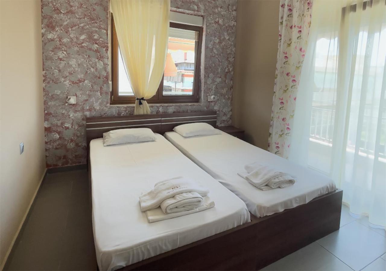 Niki Apartments Paralía Dionysíou Eksteriør bilde
