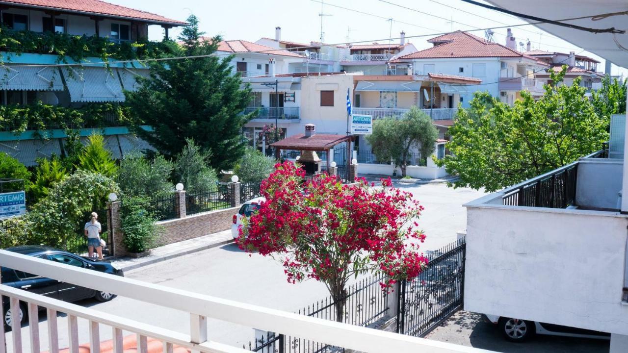 Niki Apartments Paralía Dionysíou Eksteriør bilde