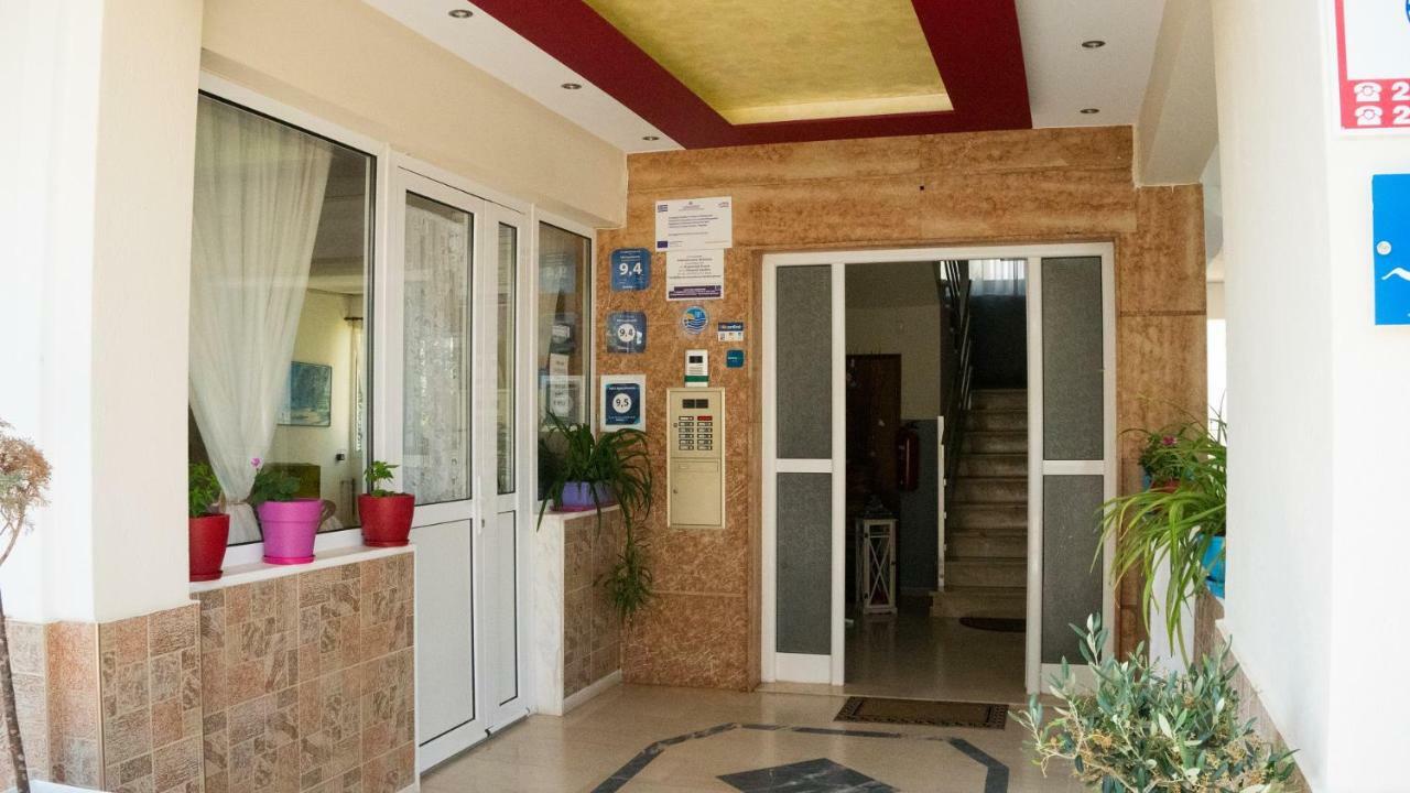 Niki Apartments Paralía Dionysíou Eksteriør bilde